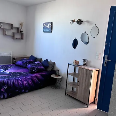 Le Lagon Bleu - Front De *